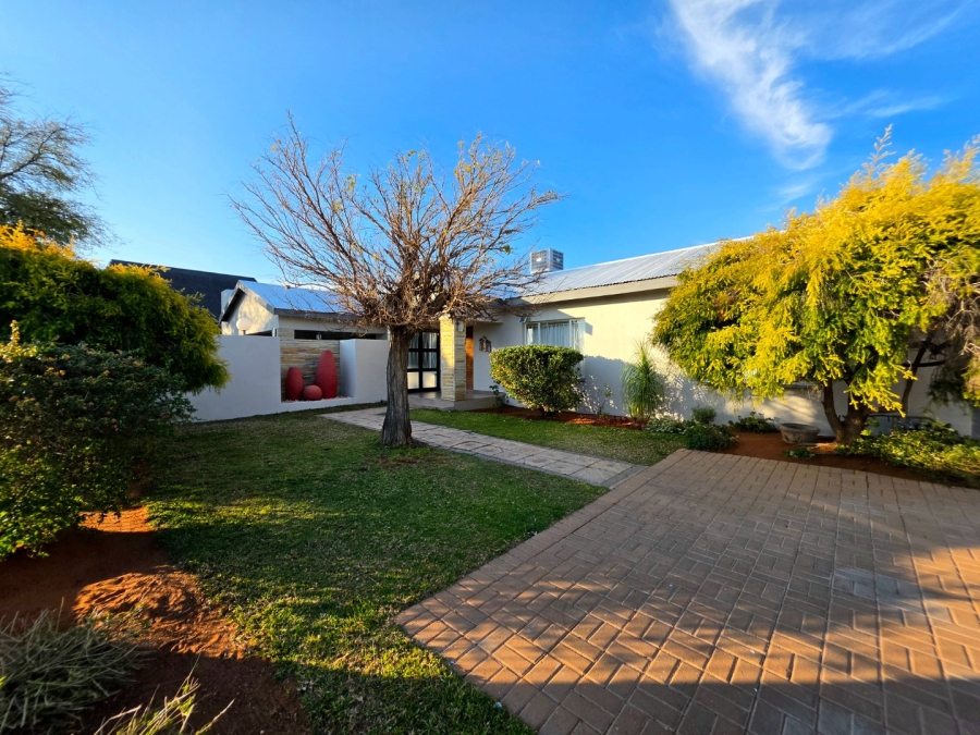 4 Bedroom Property for Sale in Blydeville Northern Cape
